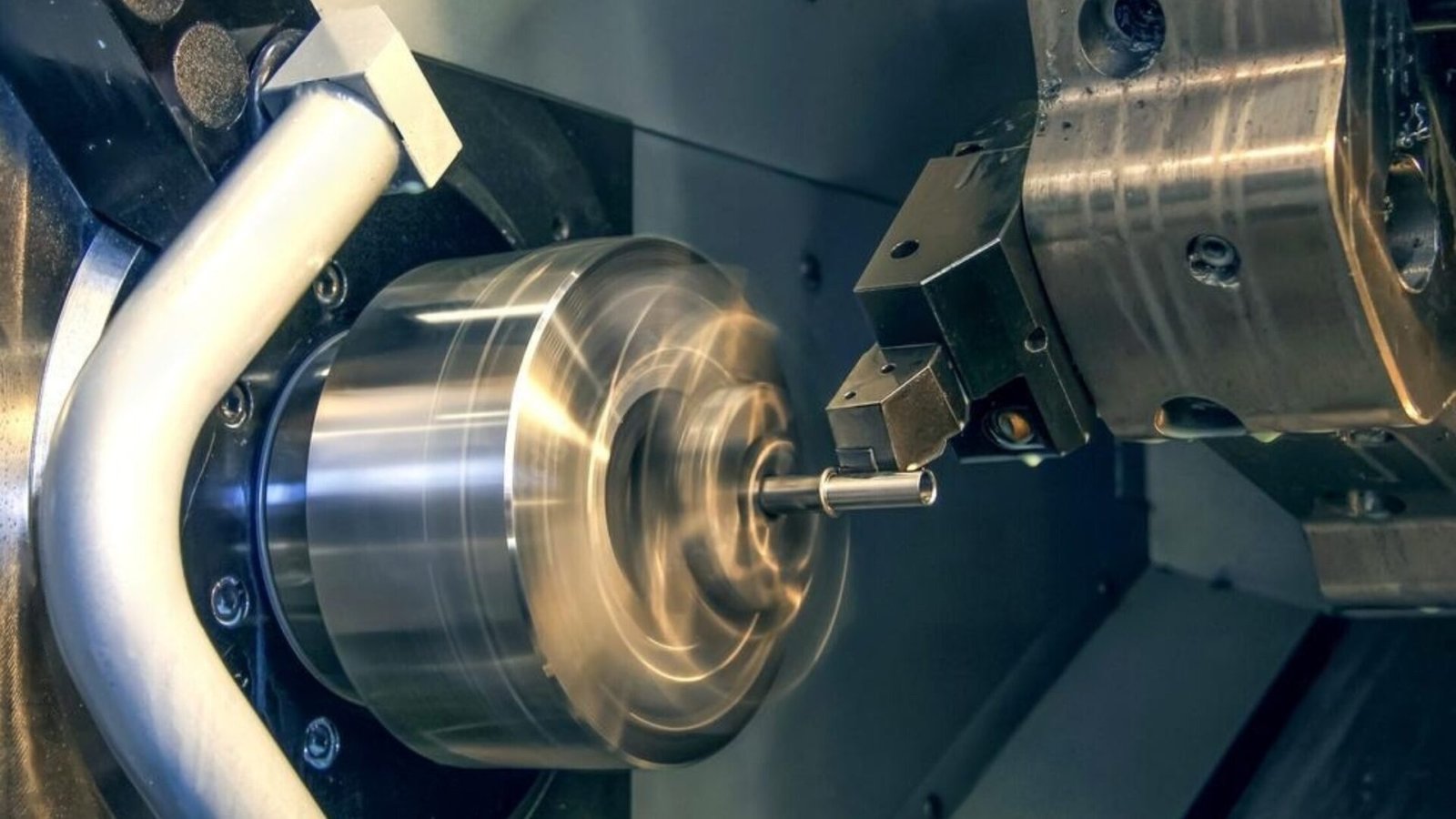 Stopping Automotive Rework Starts with the Right PCD Grewing Tool Supplier