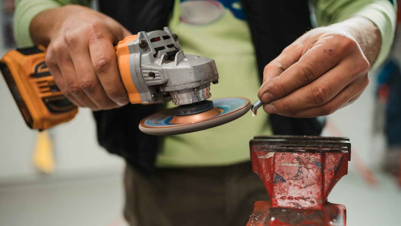 Abrasive Tools Service Provider